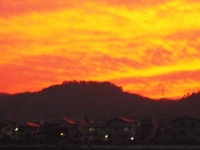 春日山上の夕日